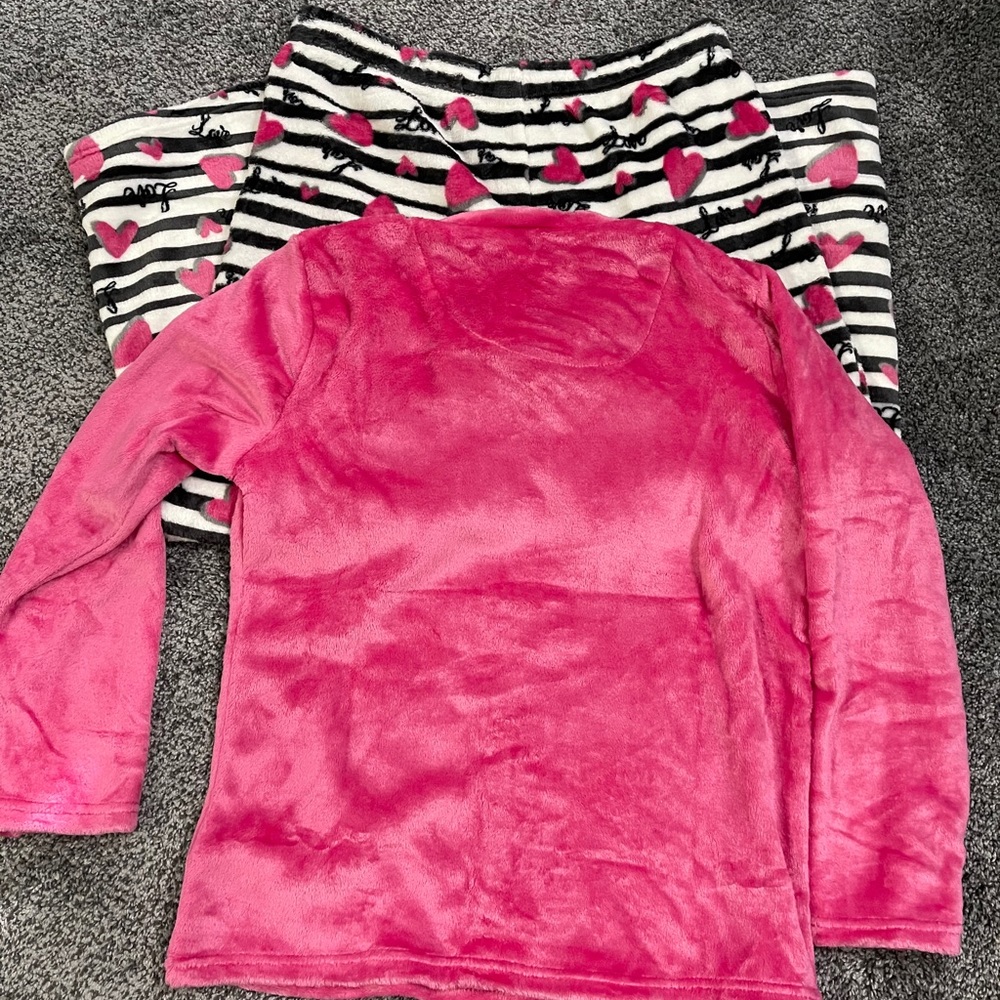 Super Soft Fleece Pajama Set Size L 💝
